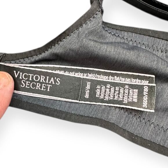 VICTORIA’S SECRET Women’s Black Demi Bra Size 36DD - Picture 3 of 5